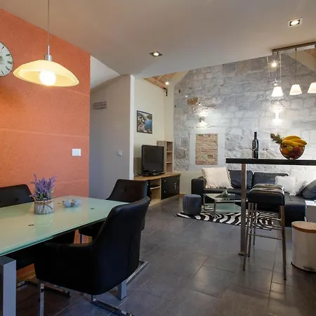 Dream House Andy *